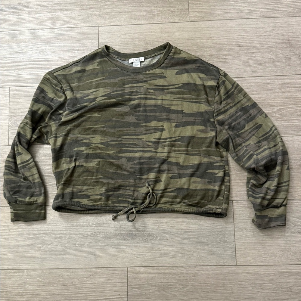 R. Sofia Camouflage Long Sleeve Top Size M